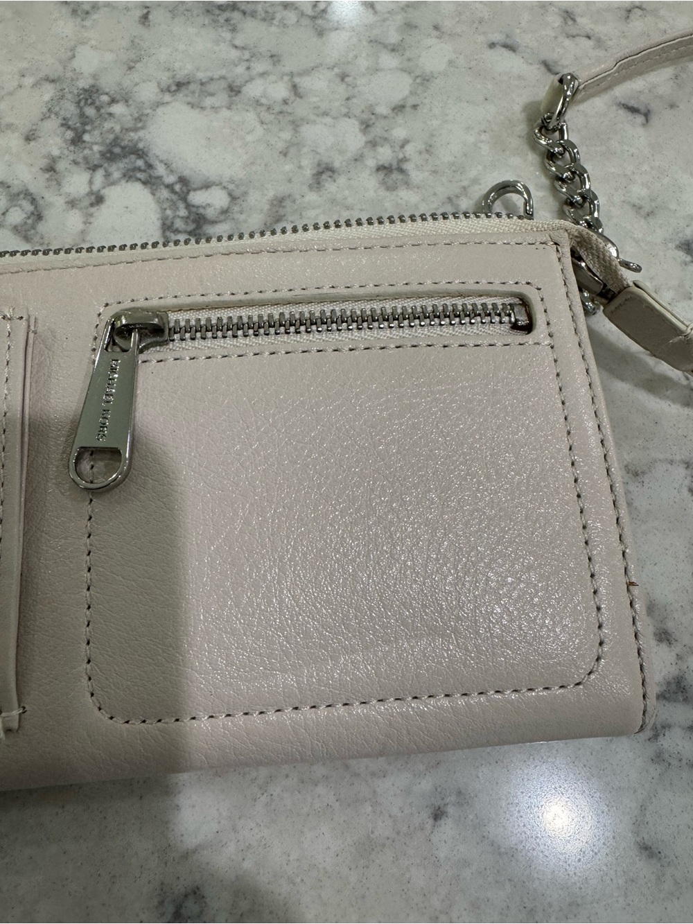 Vintage Michael Kors Jenna multifunction wristlet in vanilla leather NWT - Picture 4 of 8